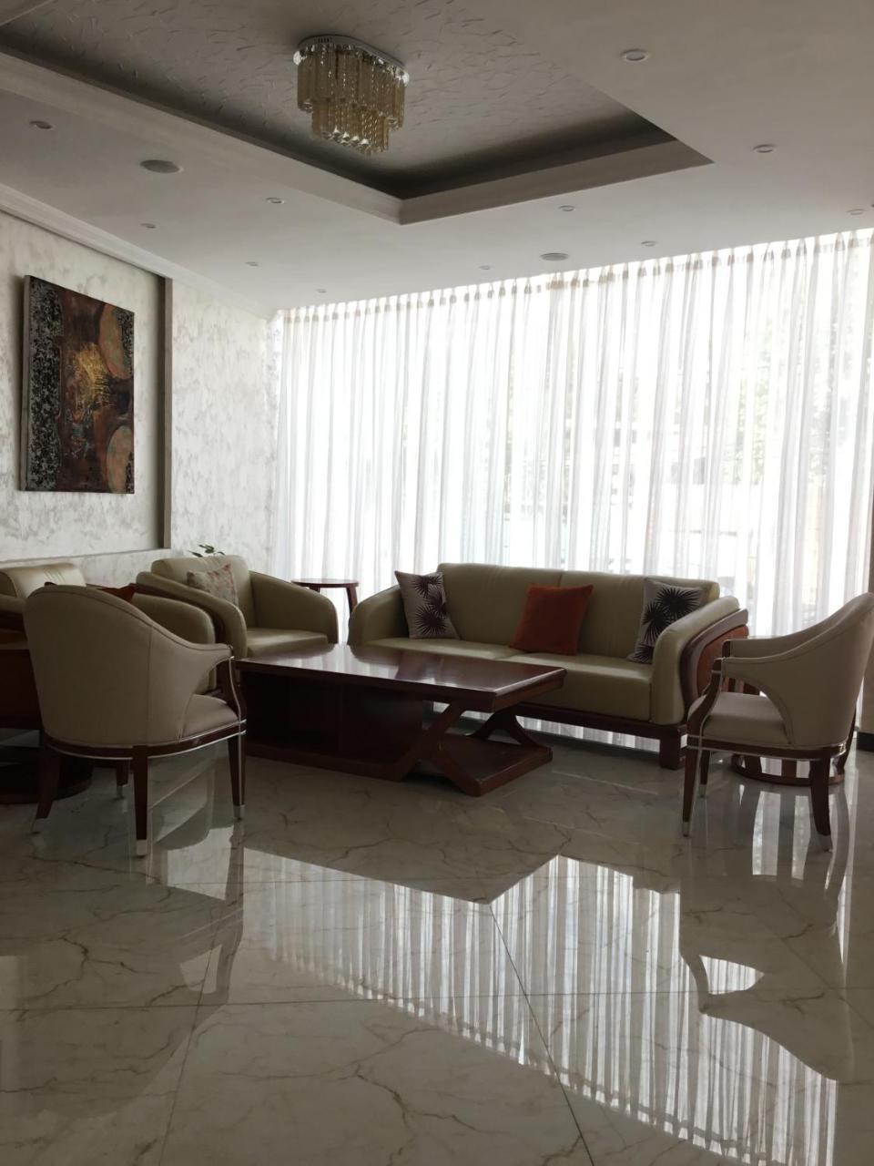 Marcen Addis Hotel Luaran gambar