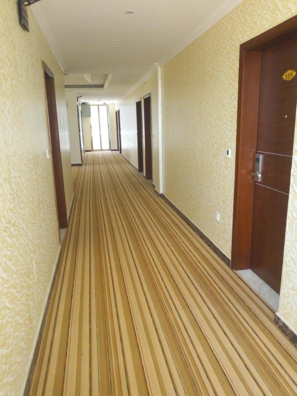 Marcen Addis Hotel Luaran gambar