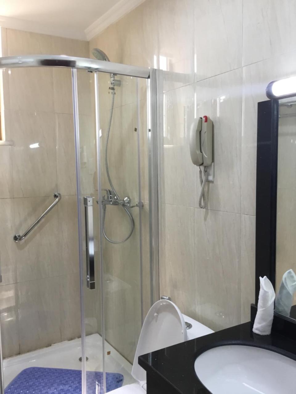 Marcen Addis Hotel Luaran gambar