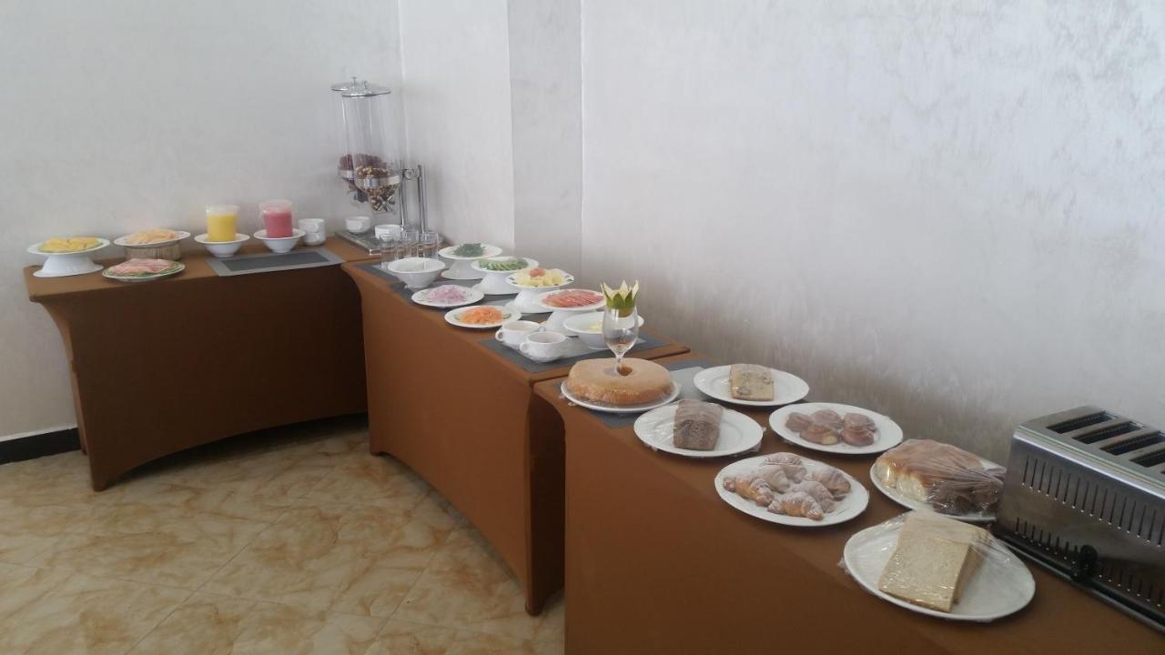 Marcen Addis Hotel Luaran gambar