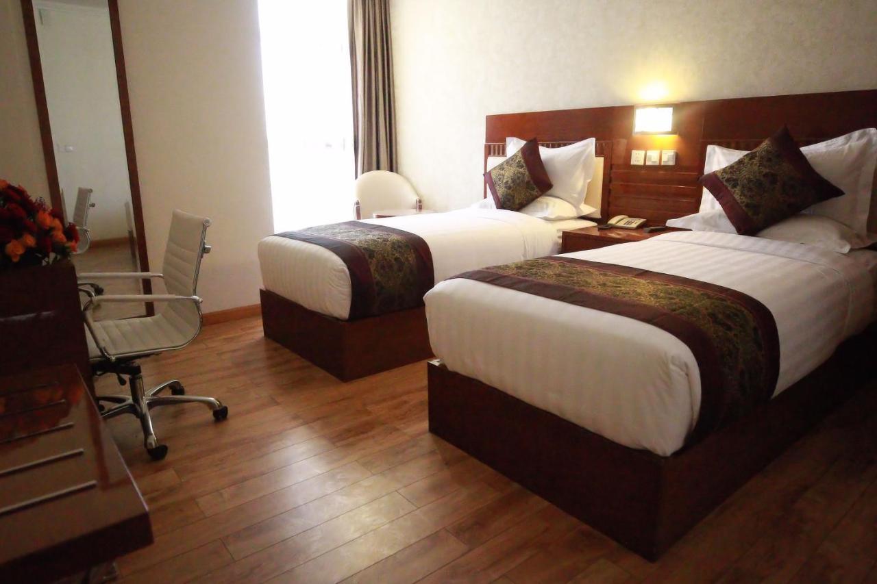 Marcen Addis Hotel Luaran gambar