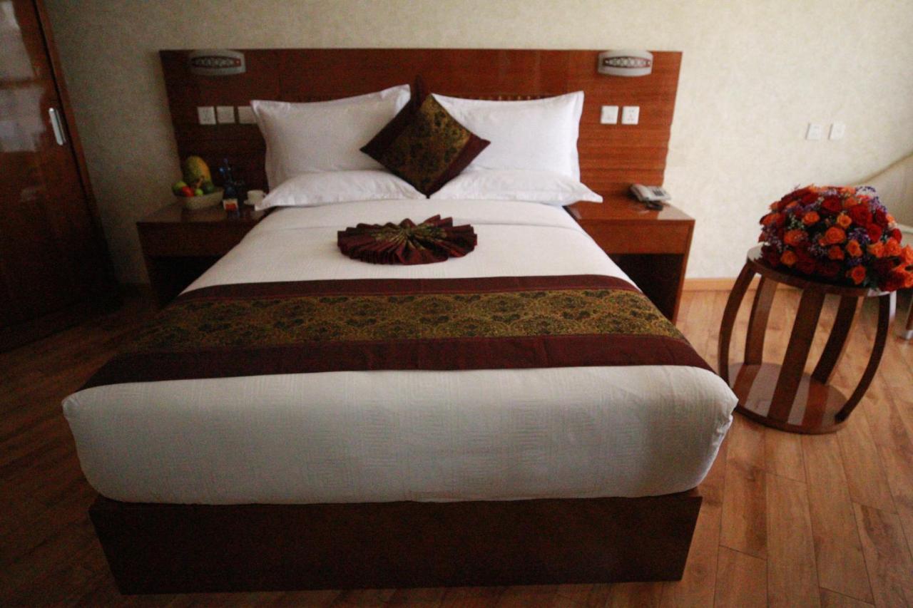 Marcen Addis Hotel Luaran gambar