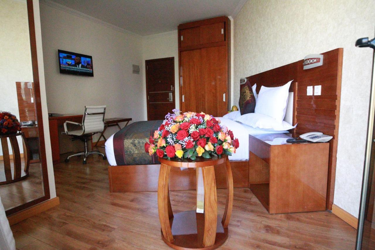 Marcen Addis Hotel Luaran gambar